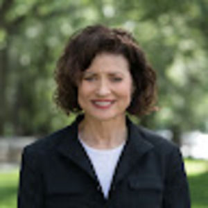 Meet your Posher, Carolyn